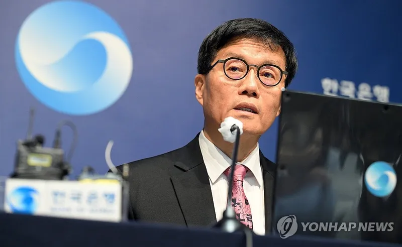 이창용 한국은행 총재가 스테이블코인 관련 발언을 이어가고 있다 / 연합뉴스