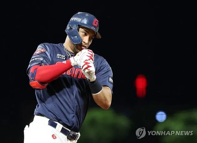 “6월 안타·홈런 폭발”…레이예스·데이비슨, 재계약 성공→KBO 무대 맹위