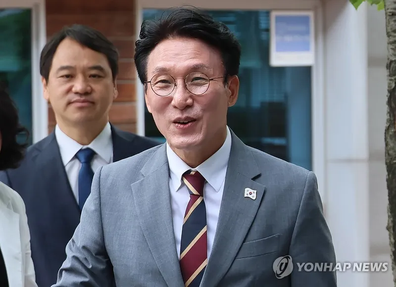 김민석, 냉철한 위기 진단 강조…국무총리 후보자, 국민에 충직한 참모장 선언→국회 청문 정국 주목