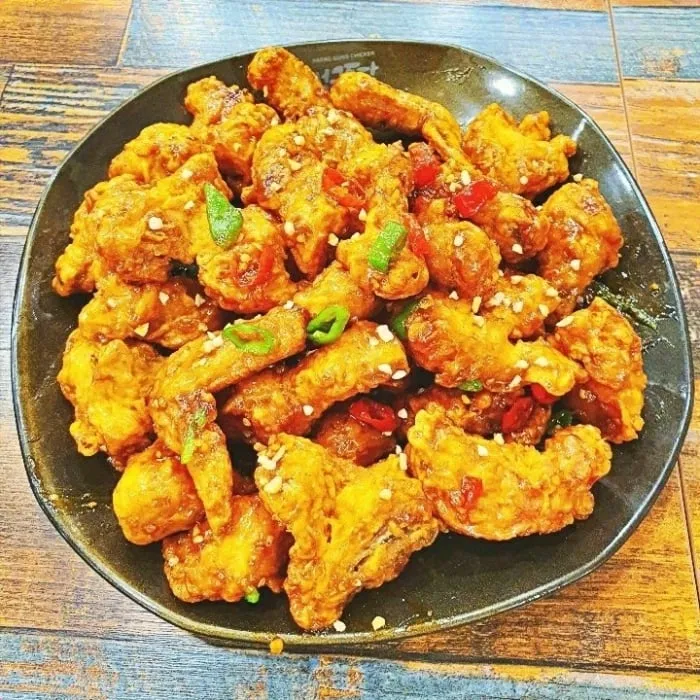 왕갈비통닭부터 실타래탕후루까지”…생생정보, 수원 골목의 풍경 뒤집다→지하철 한 정거장마다 미각 모험