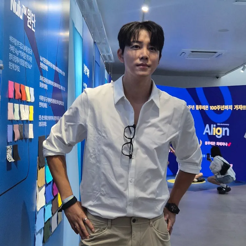 “나의 최애 브랜드 순간”…신지훈, 산뜻한 여름→도회적 감성 완성