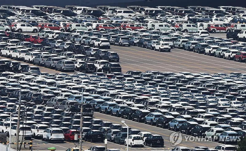 트럼프 관세 파장”…미국향 車 해상수출 70% 급감→글로벌 업계 재편위기