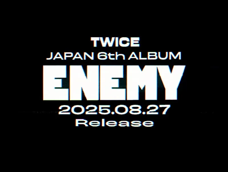 “록 밴드처럼 변신”…트와이스, ‘ENEMY’ 티저 속 강렬 카리스마→글로벌 시선 집중 / JYP엔터테인먼트