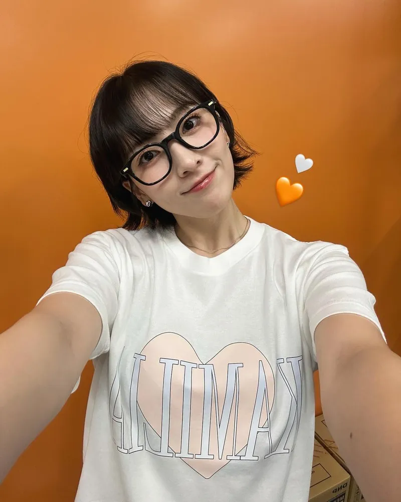 “행복하게 웃고 싶었죠”…강지영, 초여름 미소→팬사랑의 결실 / 걸그룹 카라 강지영 인스타그램