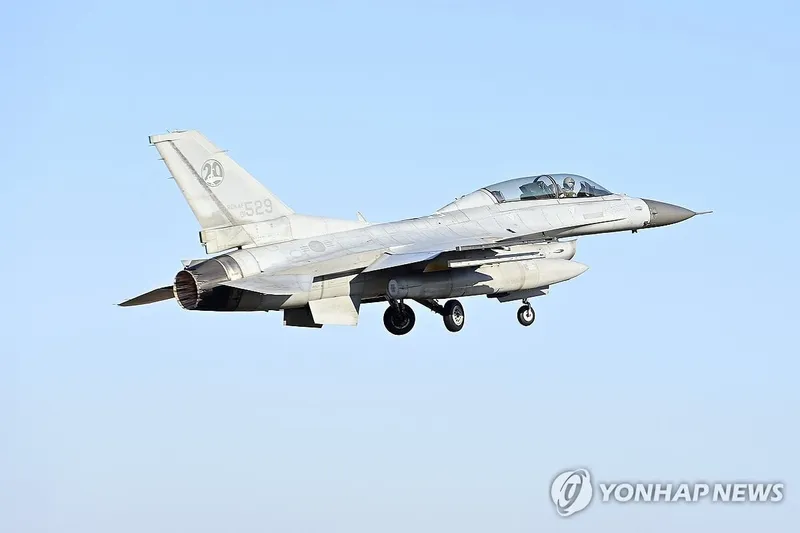 알래스카 훈련장 공포에 휩싸이다…한국 KF-16 전투기 비상사태→조종사 긴급 구조