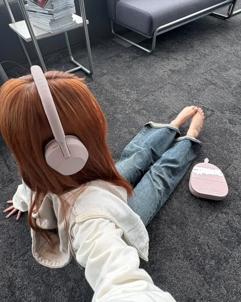 “Listening to myself”…허윤진, 고요한 낮→내면과 마주한 순간 / 걸그룹 르세라핌 허윤진 인스타그램