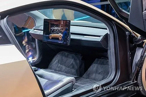 ‘테슬라’ 로보택시 6월 22일 출시 예고…오스틴에서 단계적 확대