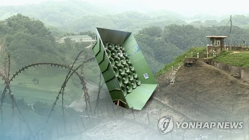 군 대북 확성기 방송 전격 중지