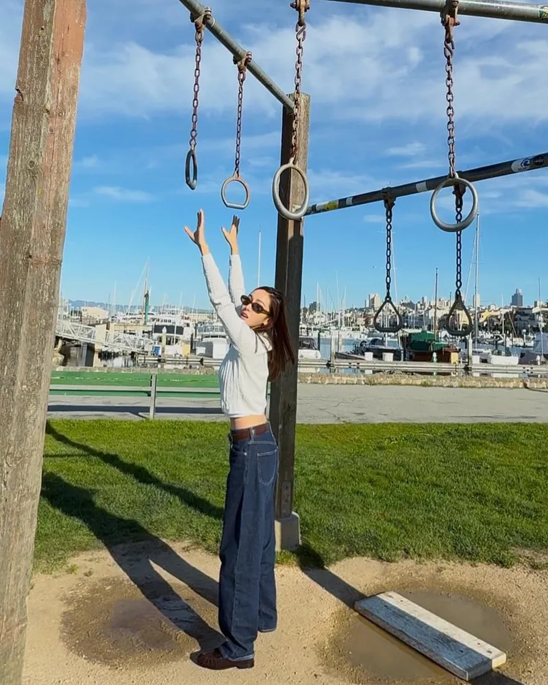 “Trying to hanggg”…제시카, 자유로운 오후→항구에서 만난 청량 에너지 / 걸그룹 소녀시대 제시카 인스타그램