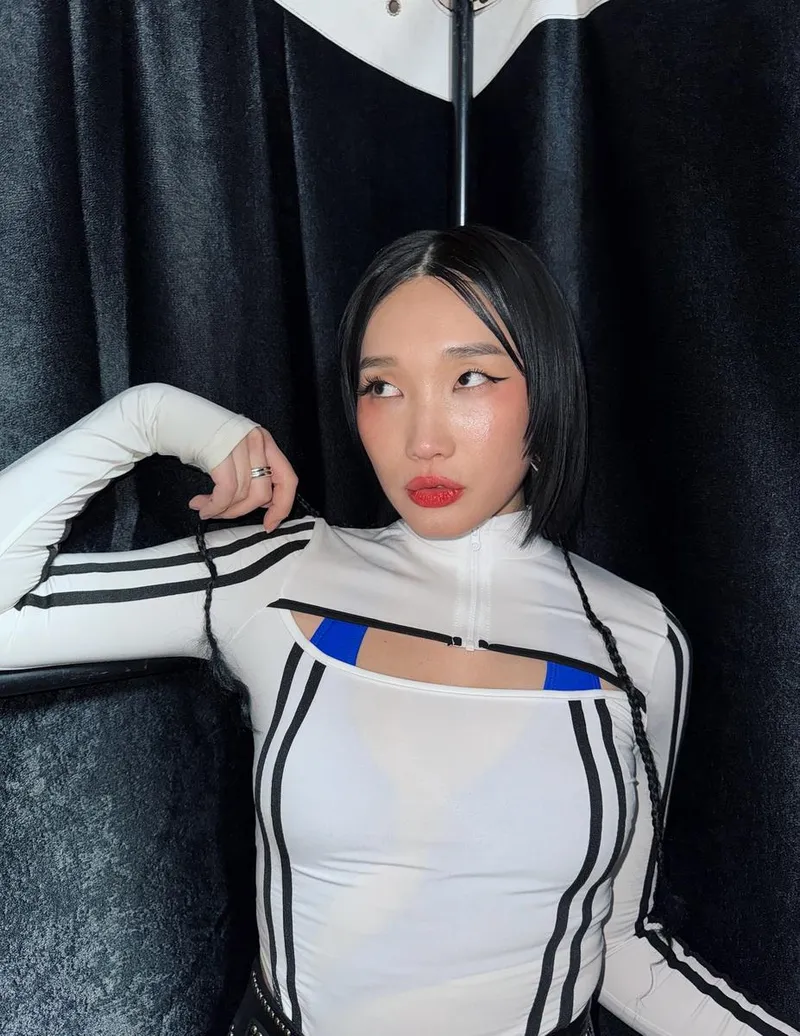 “깨우자, 핫제이”…립제이, 강렬한 카리스마→여름 밤을 장악 / 안무가 립제이 인스타그램