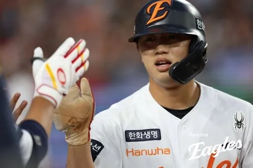 “데뷔 7년 만에 만루포”…이원석, 한화 대승→두산 4연패 추락 / 연합뉴스