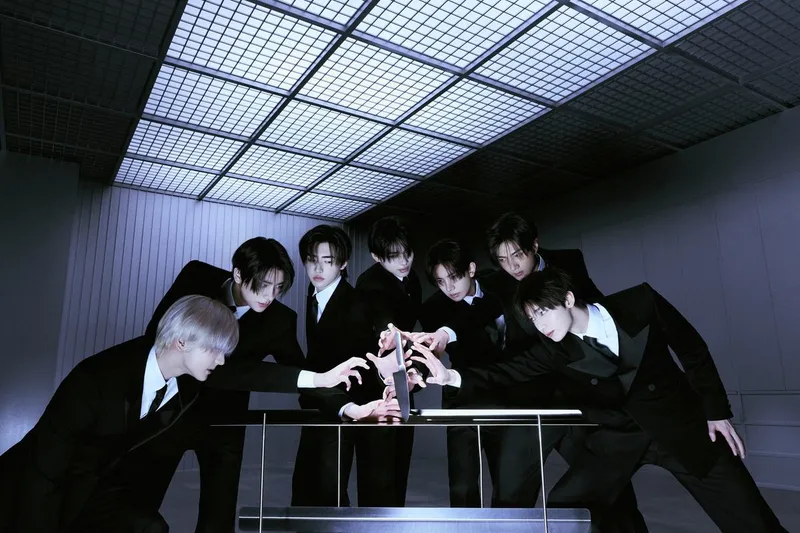 “214만장 이끌어낸 열기”…엔하이픈, ‘DESIRE : UNLEASH’ 퍼포먼스→올해 K-팝 판 뒤집다