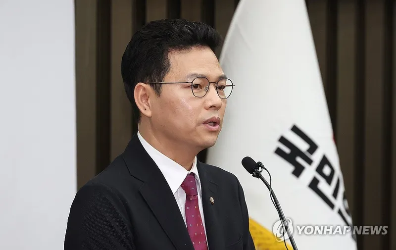 박정훈 ‘백종원 방지법’ 전격 발의”…프랜차이즈 무분별 확장 제동→본사 책임 강화