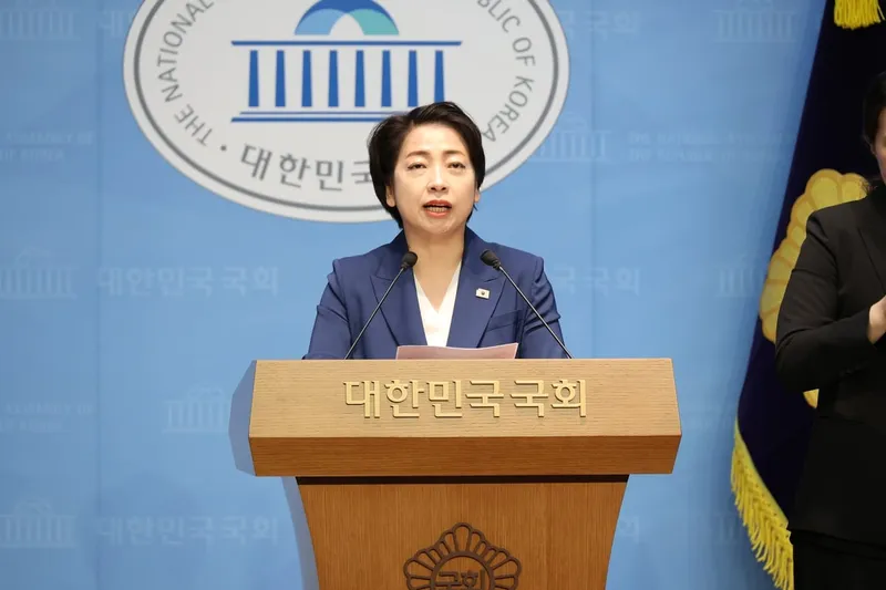 민주당 황정아, SMR 특별법 발의로 에너지 패러다임 전환