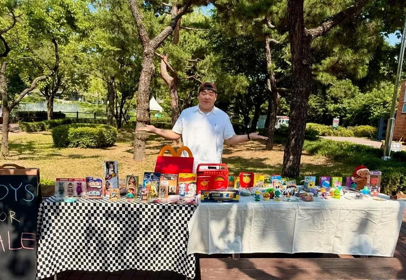 “놀러와요 나의 궁전으로”…문상훈, 햇살 아래 컬렉션→장난감 낙원 인증 / 온라인콘텐츠창작자, 배우 문상훈 인스타그램