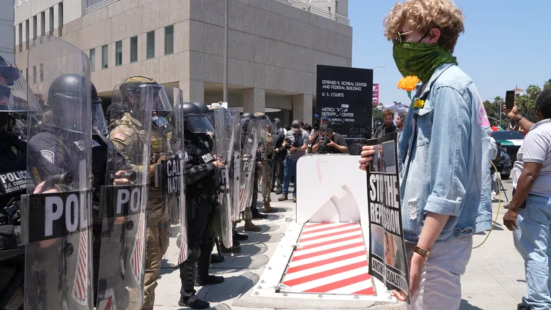 “LA 시위, 군 투입의 현장”…‘특파원보고 세계는 지금’ 트럼프, 머스크 갈등→미국 사회 균열을 말하다 / KBS