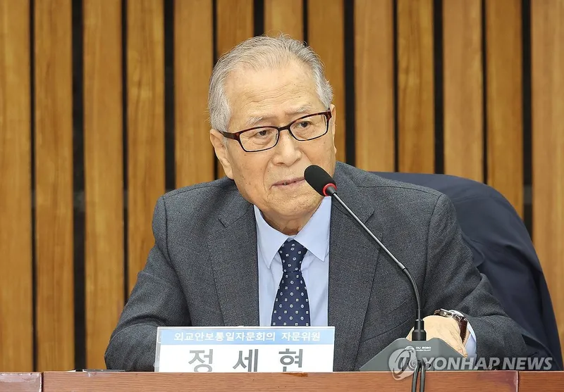 “정세현·김연철, 북미 돌파구 속 남북 신전략 촉구”…남북관계 정상화 조언→한반도 평화 기류 전환