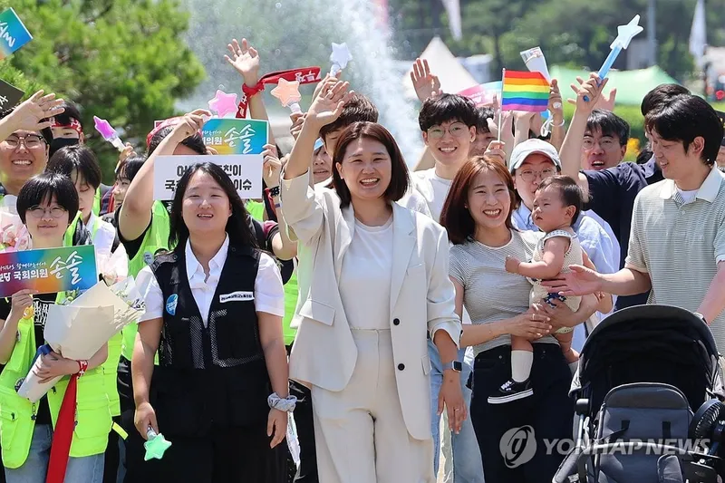 더불어민주당 비례승계 제명 단호 결정