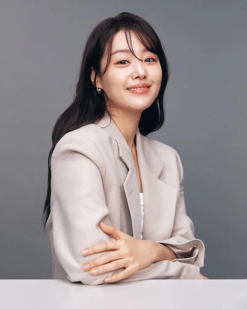 “온통 웃는 얼굴”…송지은, 싱그런 미소→여름 감성 가득 / 걸그룹 시크릿 송지은 인스타그램
