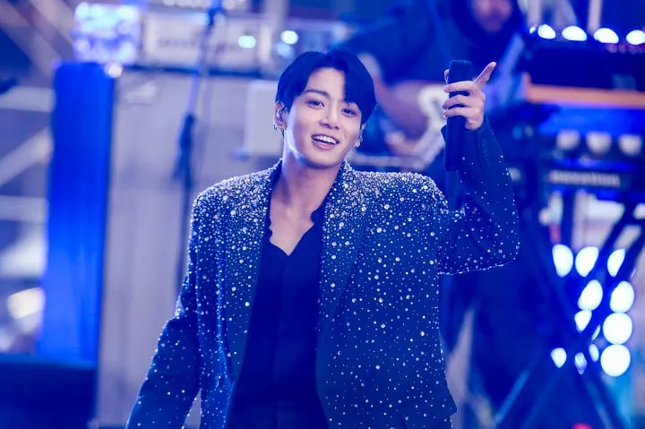 “여기 있어도 되나”…정국, 제대 후 첫 무대→제이홉과 뜨거운 재회