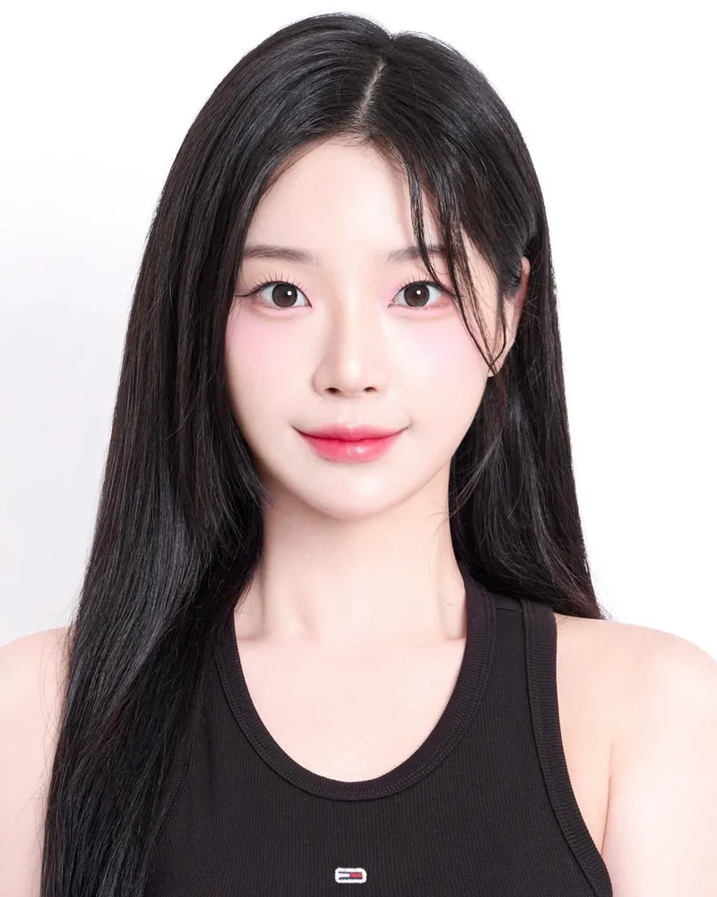 “고요함을 머금은 눈빛”…조연주, 단정한 여름→맑은 존재감 / 치어리더 조연주 인스타그램