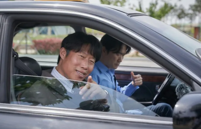 “유해진·이제훈, 쌍화주에 노른자 한 잔”…소주전쟁 촬영장 속 진짜 회식→현장 케미 폭발 순간