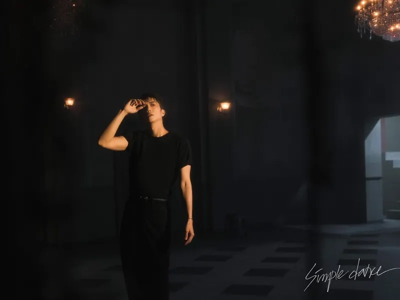 “섬세한 눈빛에 진심 담았다”…장우영, ‘Simple dance’ 콘셉트 포토→컴백 임박 / JYP엔터테인먼트