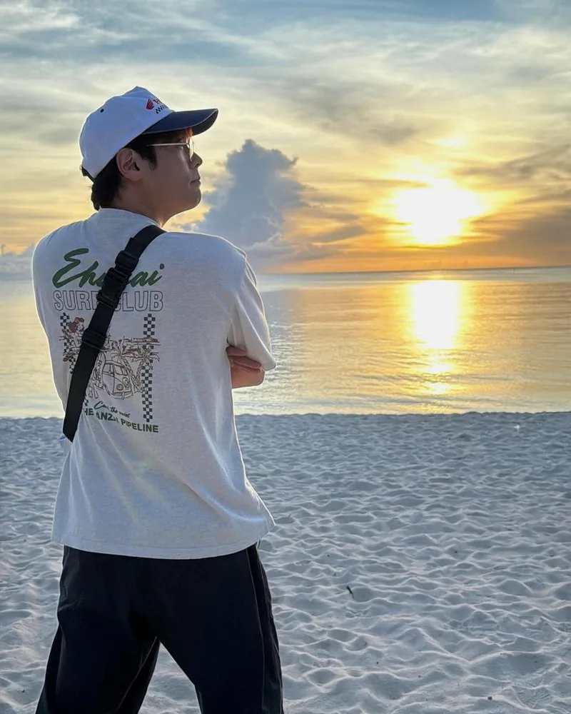 “Saipan”…최다니엘, 노을 아래 깊은 여운→여름 낭만 품다 / 배우 최다니엘 인스타그램