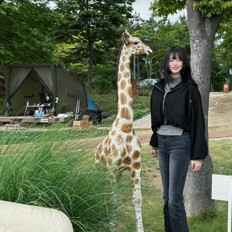 “이번여름 몸보신으로 너먹어야지”…고말숙, 여유 가득한 산책→싱그러운 미소 / 인플루언서 고말숙 인스타그램