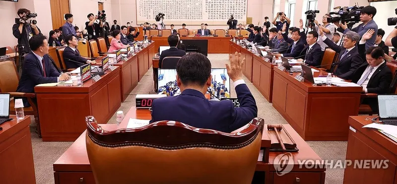 거대여당 개혁 드라이브 속 법사위 전운