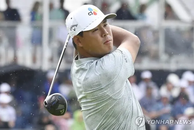 “더블보기 뼈아팠다”…김시우, US오픈 3R 공동 29위→톱10 희망 유지