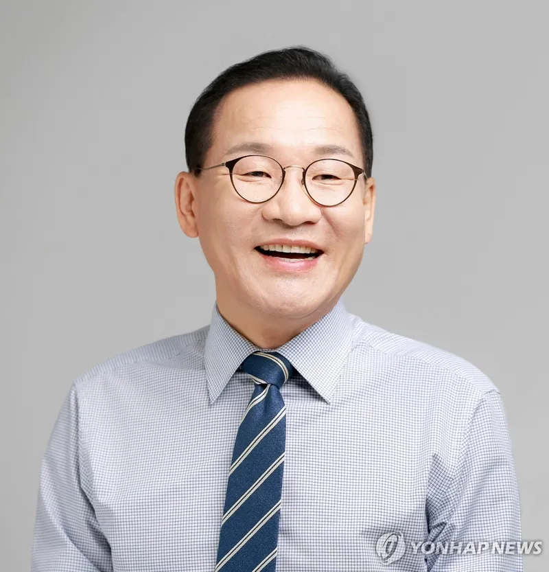 김영록 전남지사, 이재명 동행자 강위원 경제부지사 낙점