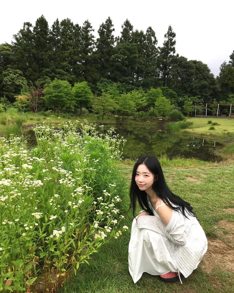 “비가 와서 더 좋았나”…클라씨 혜주, 초여름의 고요→감성 폭발 / 걸그룹 클라씨 혜주 인스타그램