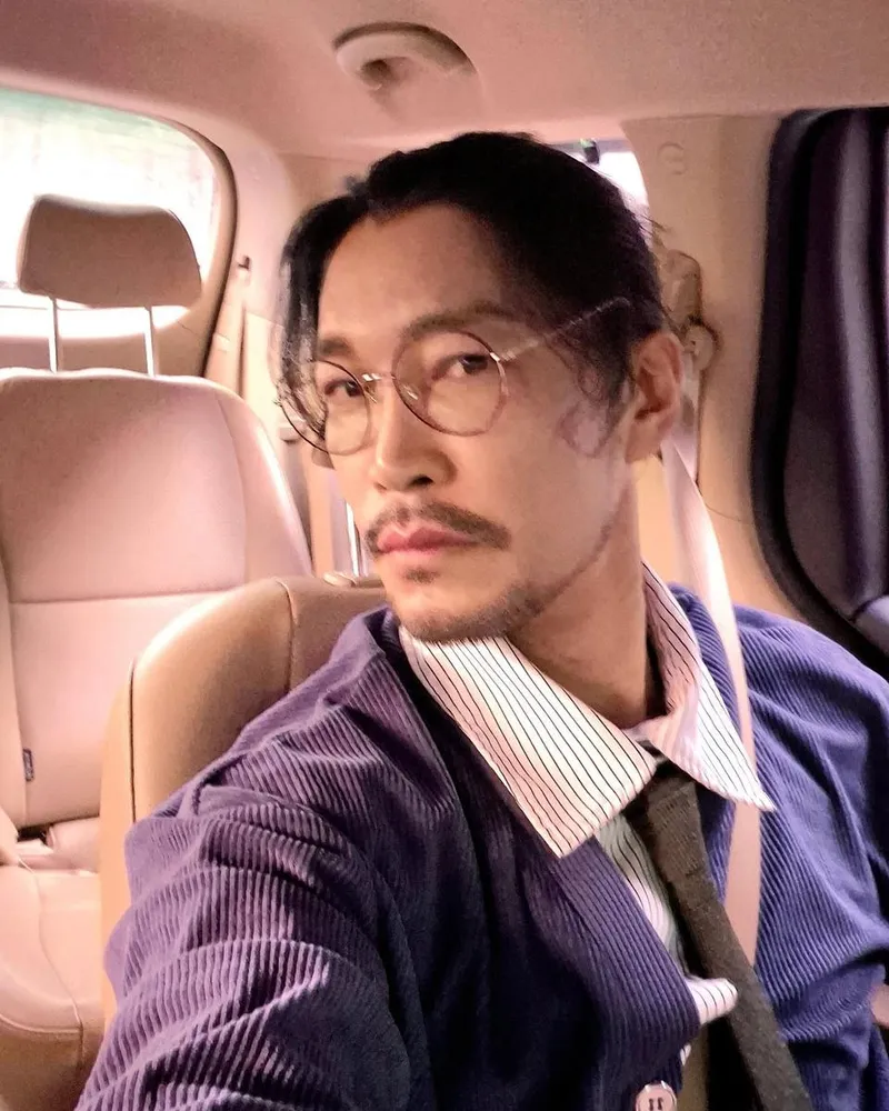 “시간이 번개처럼 흘러간다”…최귀화, 여름 저녁의 쉼표→성숙미 가득한 셀카 / 배우 최귀화 인스타그램