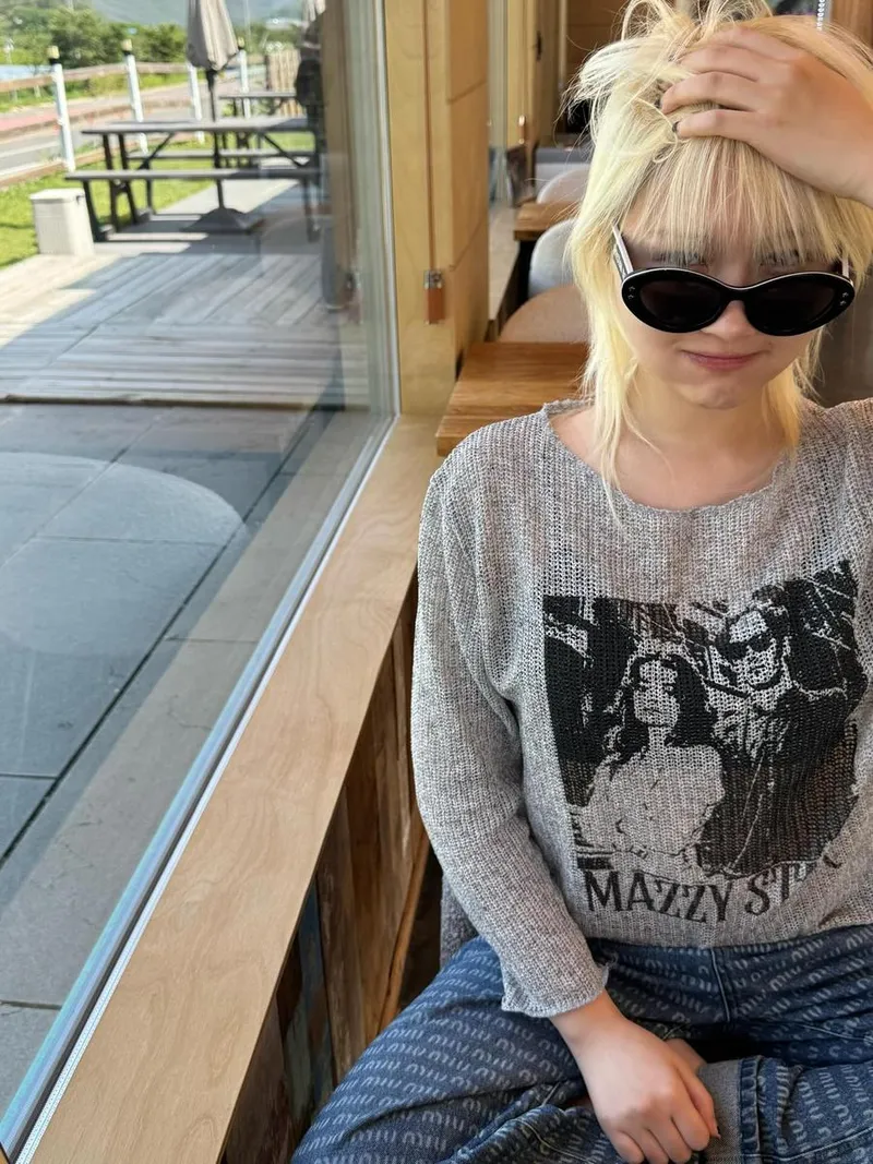 “여유라는 새로운 권력”…드림캐쳐 시연, 은은함 속 단단함→자유 감성 폭발 / 드림캐쳐 시연 인스타그램
