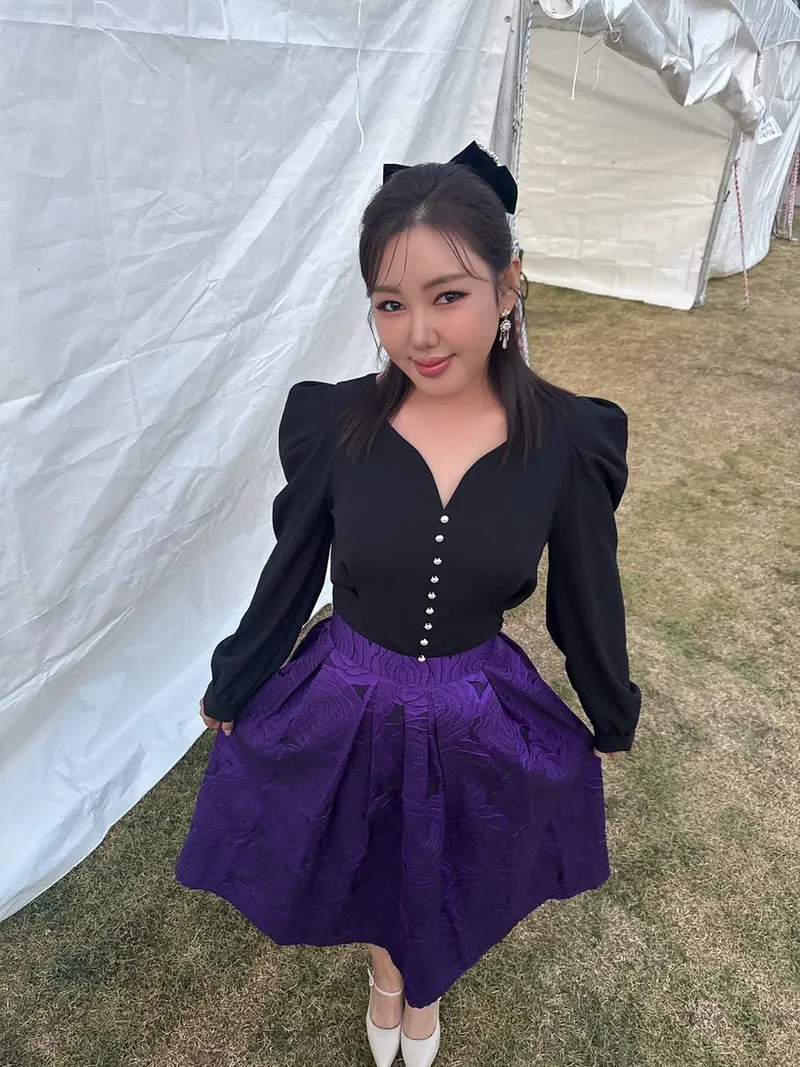 “이제 진짜 여름이다”…송가인, 강렬한 자태→우아함 폭발 / 가수 송가인 인스타그램