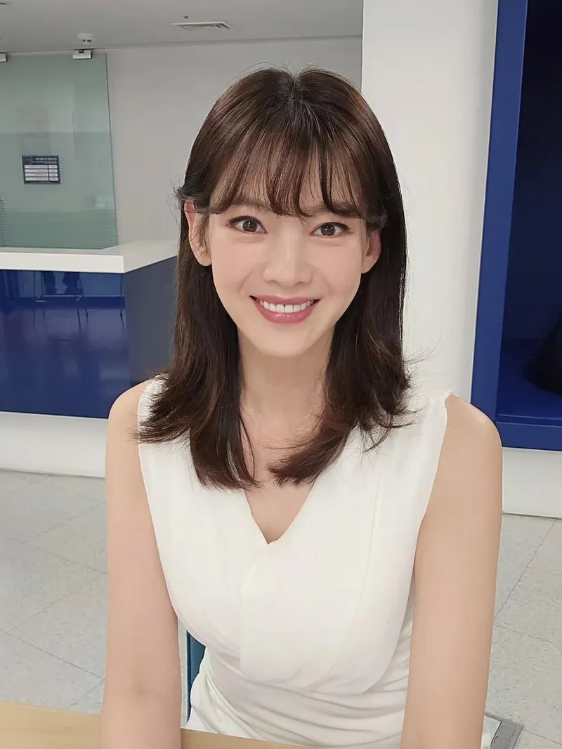 “월요일이닷 신나는건 저만 그런건가요”…정가은, 무더위 속 환한 미소→긍정 에너지 대폭발 / 배우 정가은 인스타그램