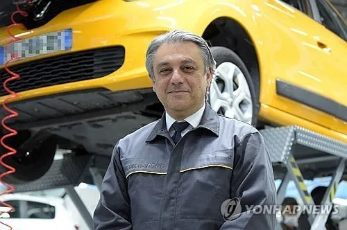 ‘케링’ 주가 3년간 70% 하락…르노 CEO 데 메오 영입 소식에 재편 기대