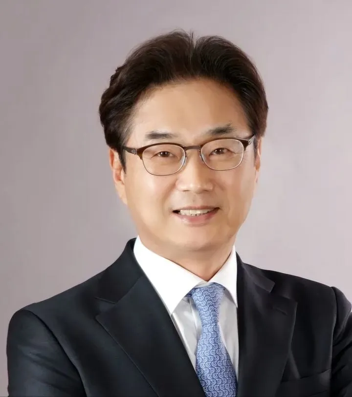 유한재단 리더십 교체