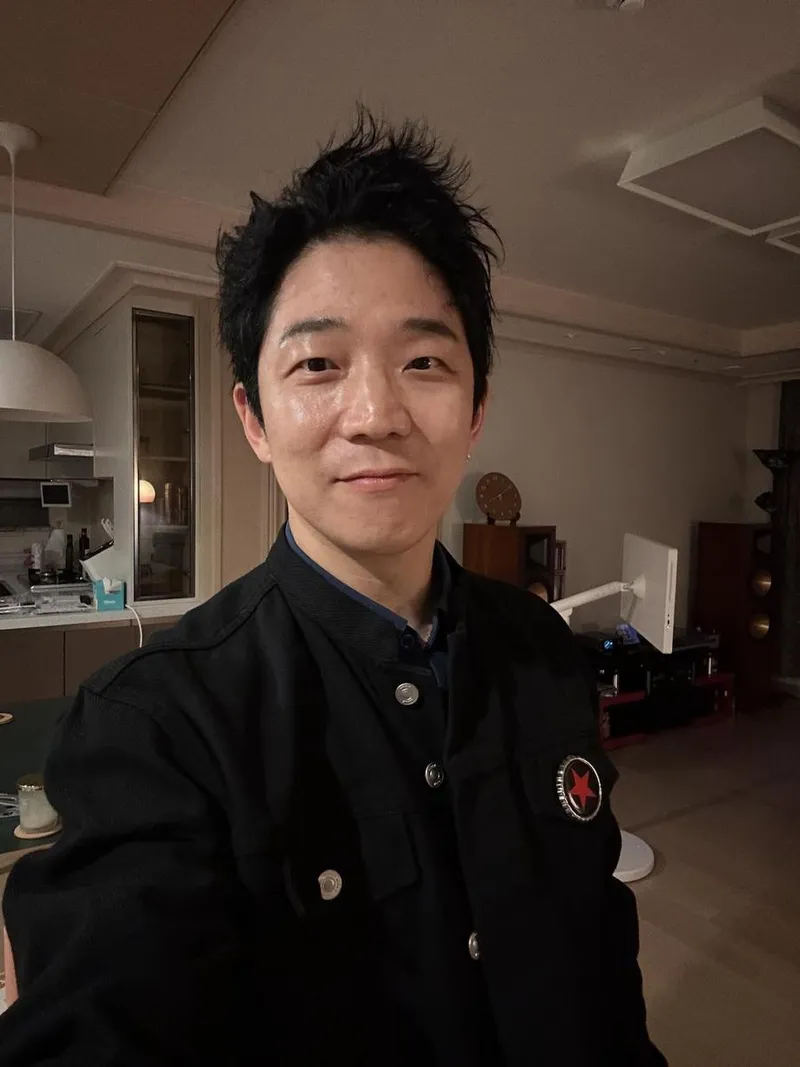 “삶은 롤러코스터”…한경록, 기지개 켜는 밤→변화의 예감 / 그룹 크라잉넛 한경록 인스타그램