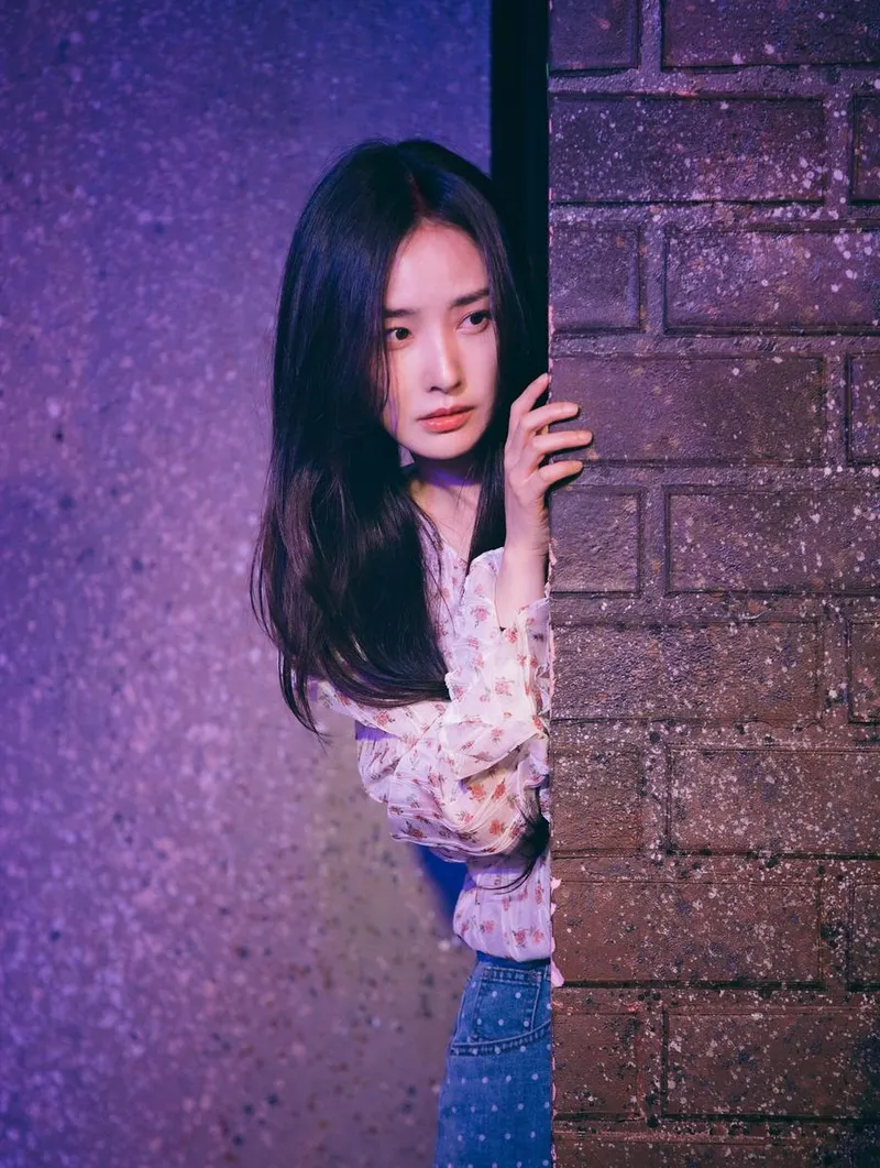 “서울의 별 속 깊은 몰입”…배우희, 밤빛 감성→조미령 변신 예고 / 가수, 배우 배우희 인스타그램