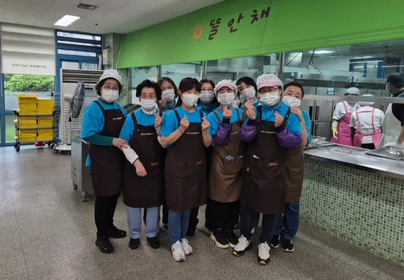 “선한 영향력 이어가는 힘”…임영웅·영웅시대, 기부와 봉사로 김포에 온기를 더하다