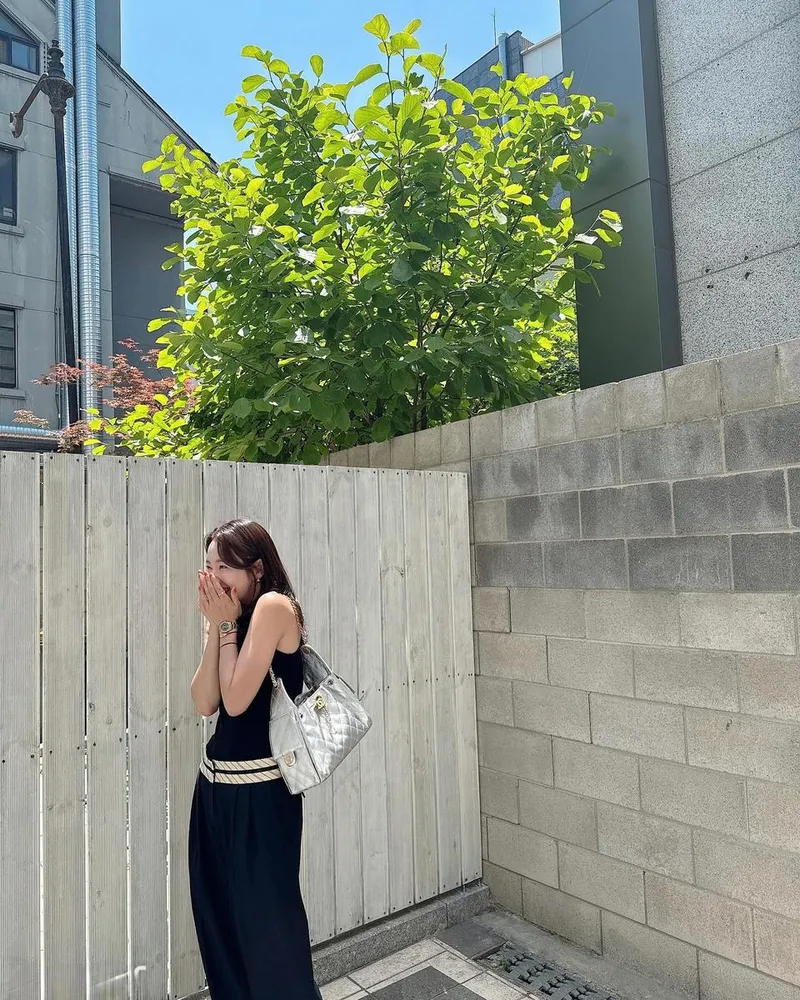 “햇살에 스민 웃음”…소이현, 여름 오후→빛나는 순간 포착 / 배우 소이현 인스타그램