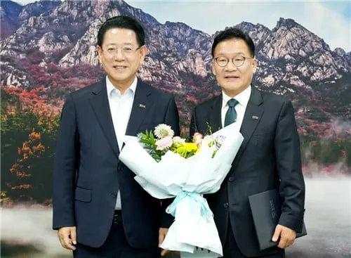 “이재명 정부, 광주·전남 난제 해결 직접 챙긴다”…강위원, 정치 자산 결집→호남 동반성장 흐름