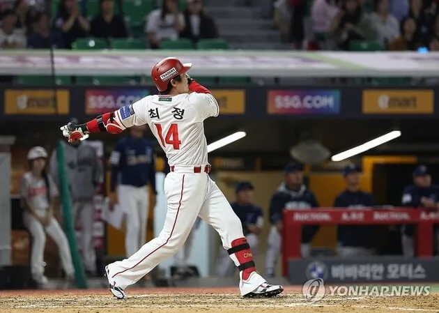 “3루 수비 정상 소화”…최정, 퓨처스 복귀전 홈런→성공적 회복세