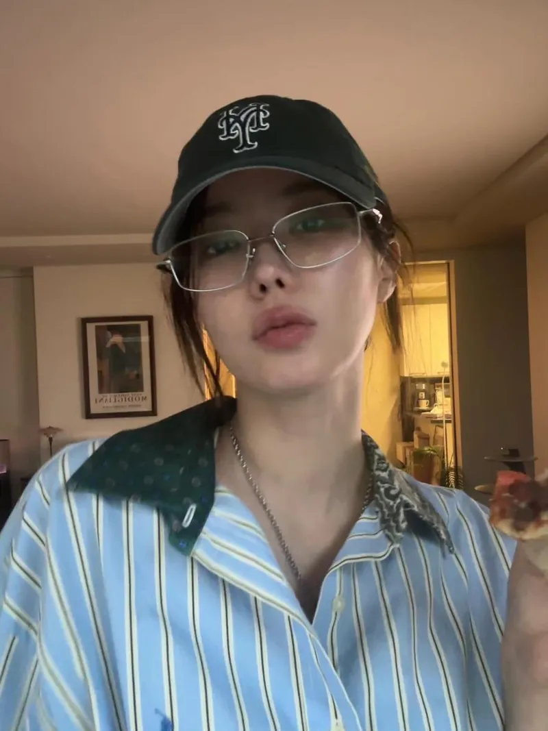 “It's Pizza Time”…임수향, 집 안 가득 여유로움→캐주얼 미소 / 배우 임수향 인스타그램