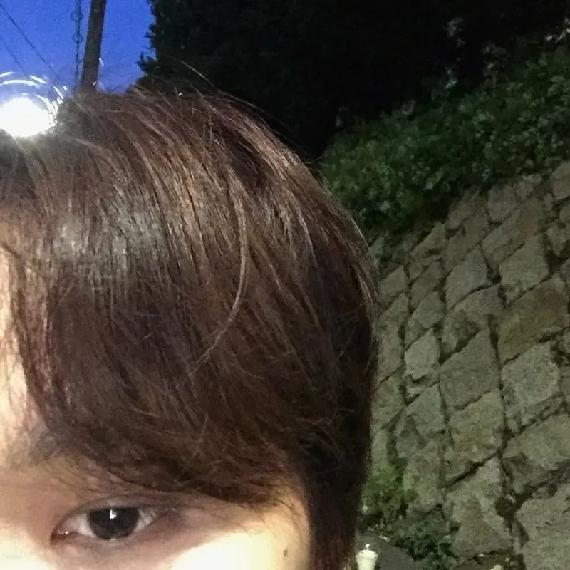“저녁 공기를 걷는 시선”…해찬, 여름밤 적신 눈빛→고요한 감성 / 그룹 NCT 해찬 인스타그램