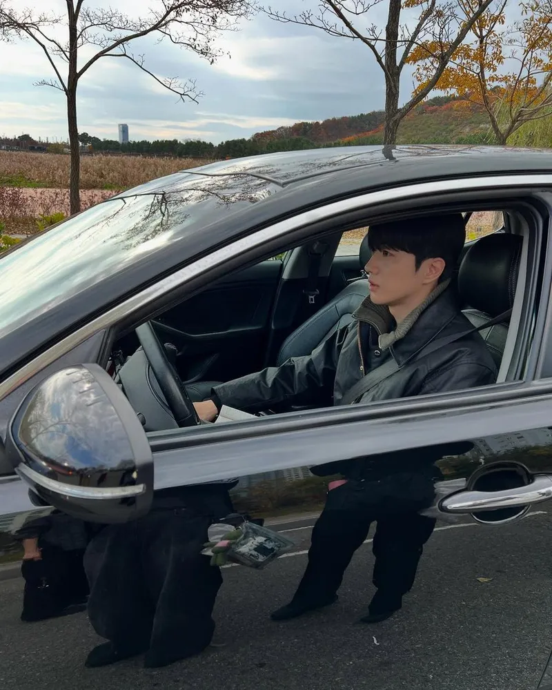 “창 너머 깊은 시선”…강훈, 계절 끝자락→묵직한 여운 남긴 드라이브 / 배우 강훈 인스타그램