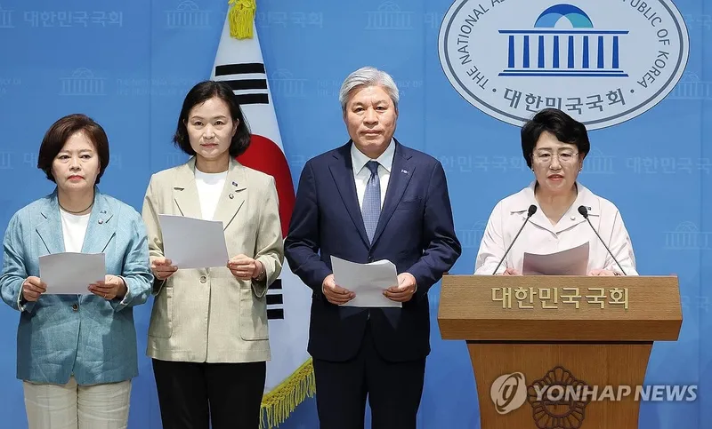 “조국혁신당, 검찰권 오남용 진상조사 착수”…윤석열 정조준한 특별법 추진→정치권 긴장 고조