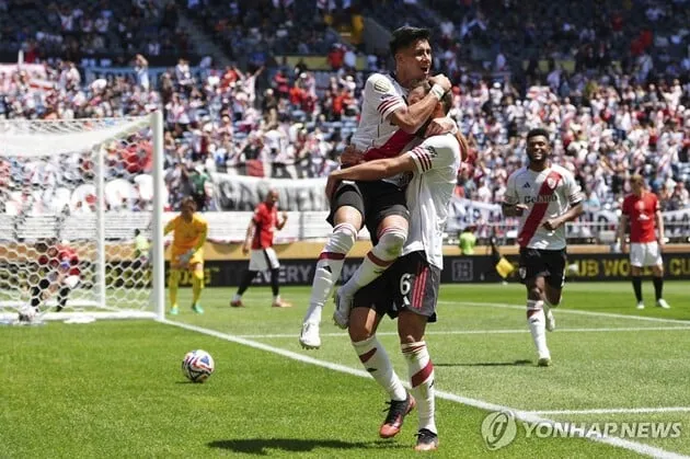 “헤더 두 방 허용”…우라와, 리버플레이트전 패배→클럽월드컵 첫판 1-3 충격